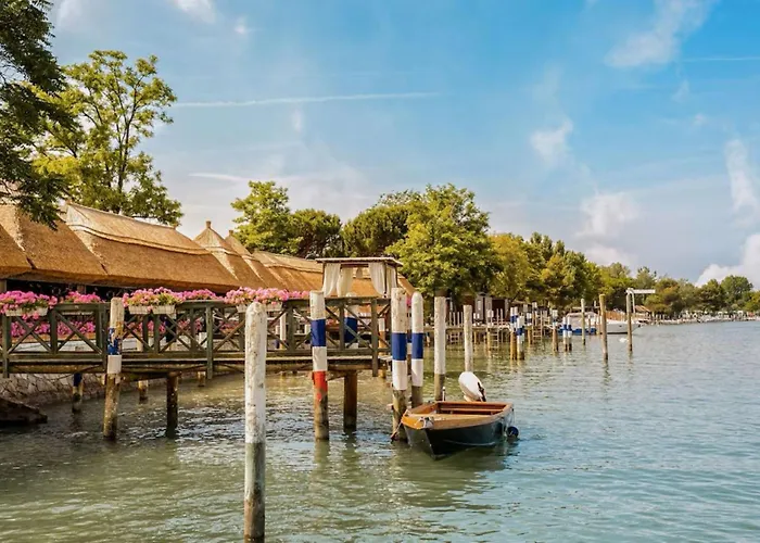 Modern With Shared Pool Apartamento Porto Santa Margherita di Caorle