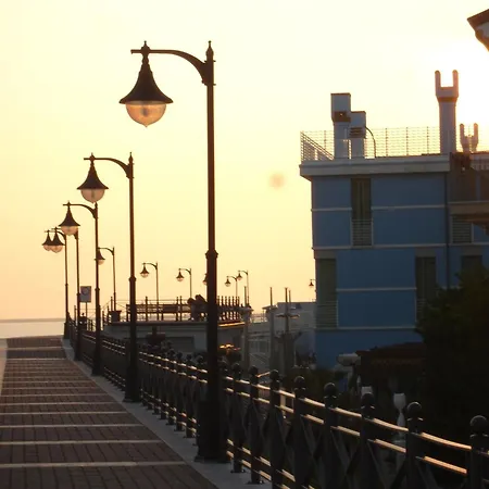 Modern With Shared Pool * Porto Santa Margherita di Caorle